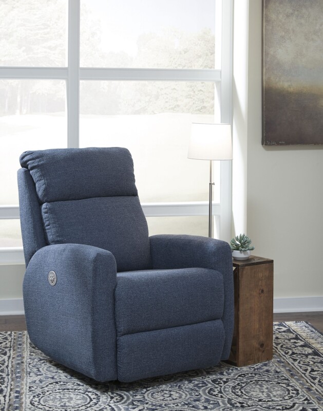Primo Wallhugger Recliner 2144