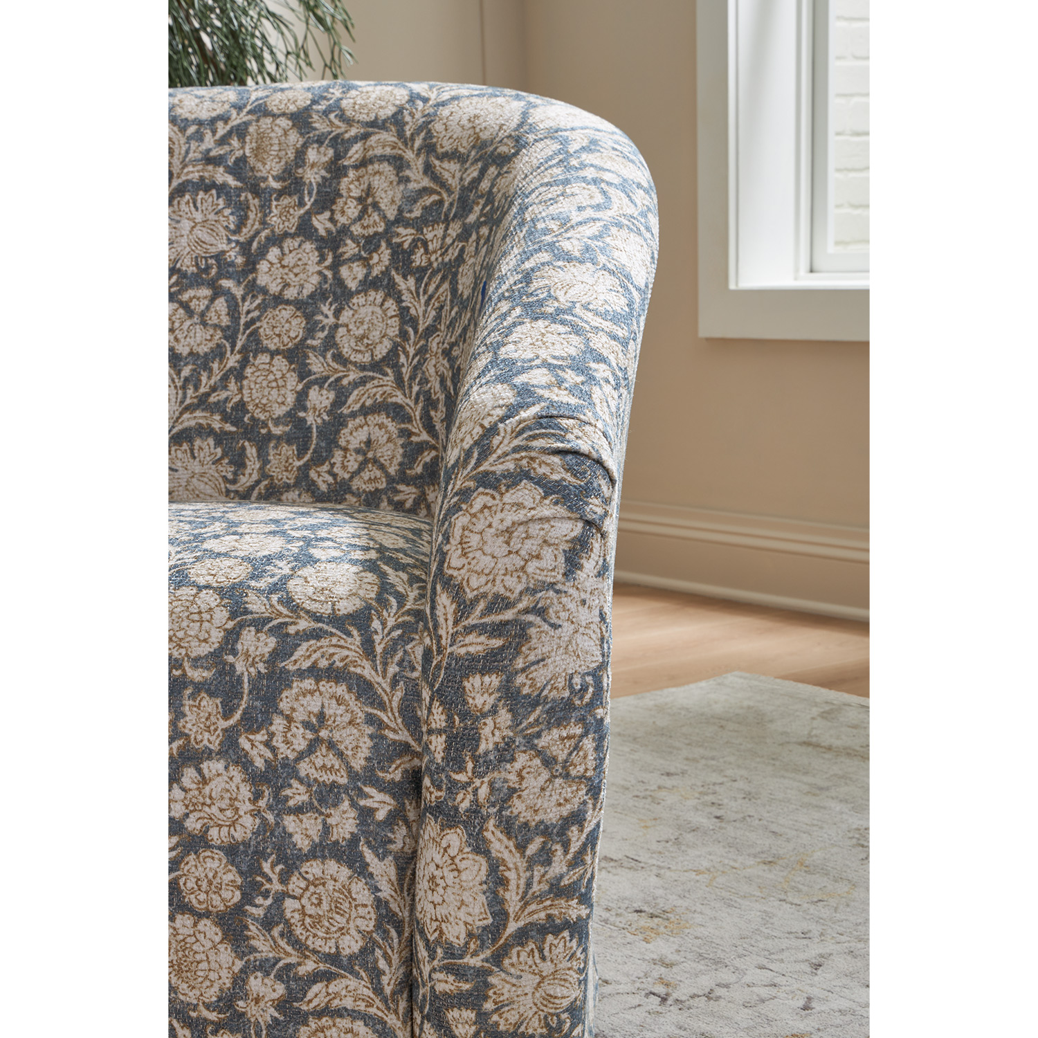 Airily - Modern Swivel Chair - 2168 2168