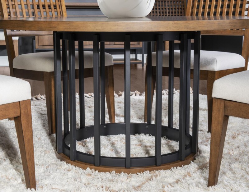 2172 Midland DR Round Dining Table 2172520K