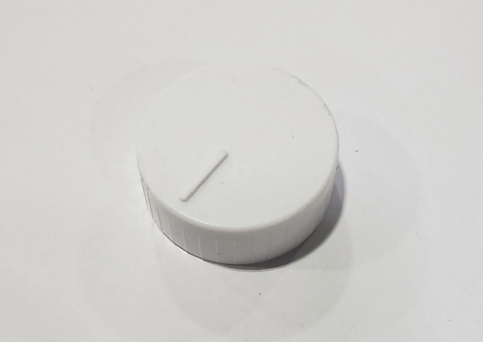 Freezer Vent Knob 2208100219