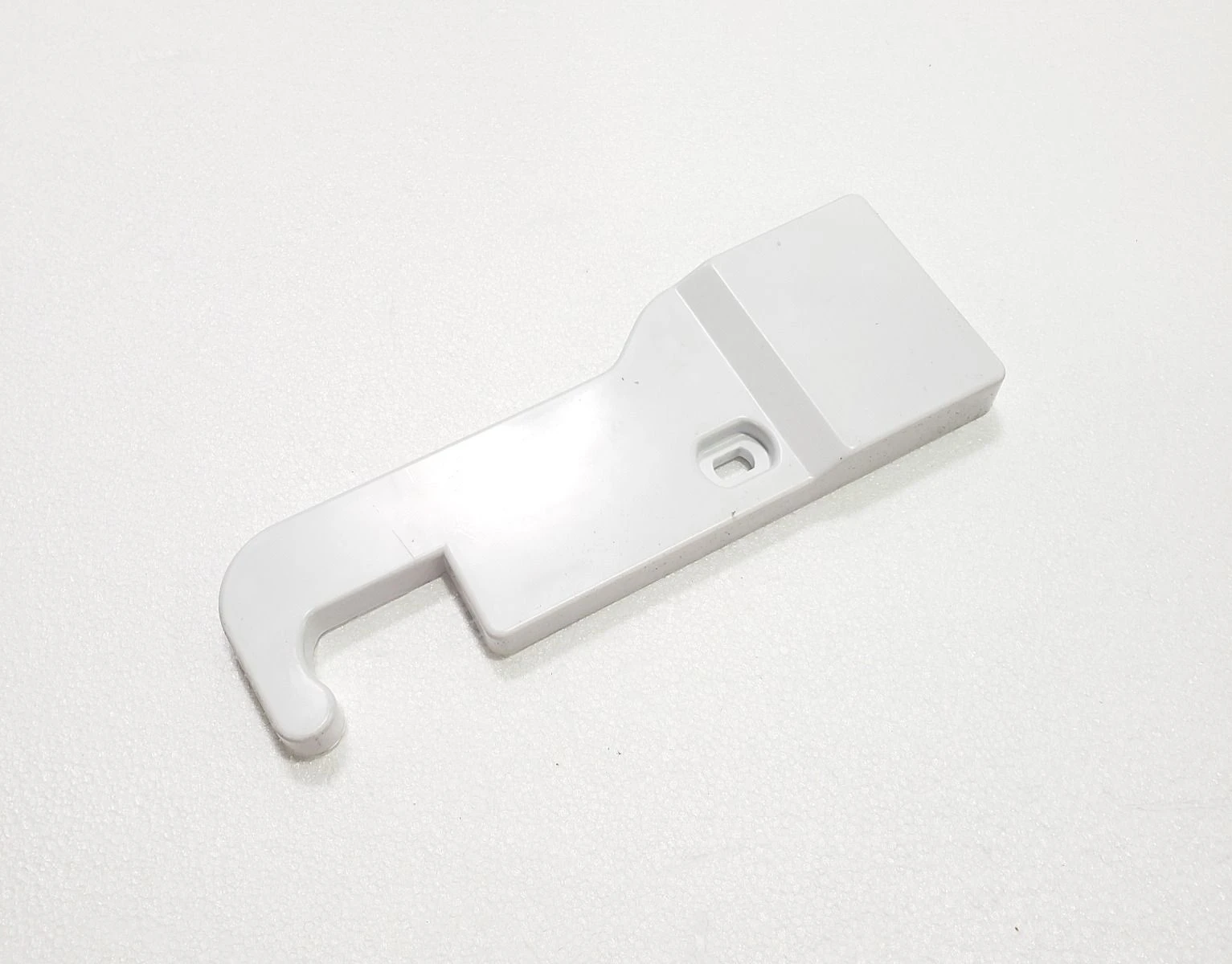 Upper Door Hinge Cover - Right 2208100313