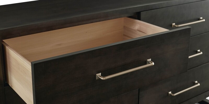 Braddock Dresser 22240237Z