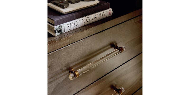 Braddock Chest 22240251Z