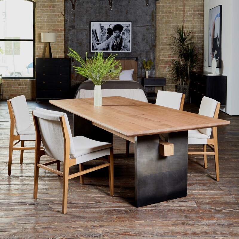 Brennan Dining Table - 223086-006 223086006