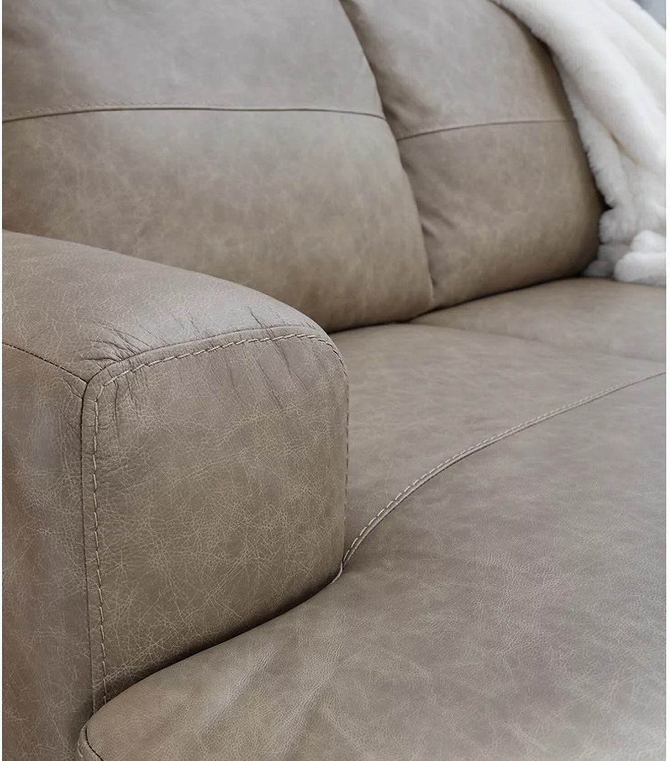 Amuleto 2 Piece Sectional with Chaise In Desert 22405S2