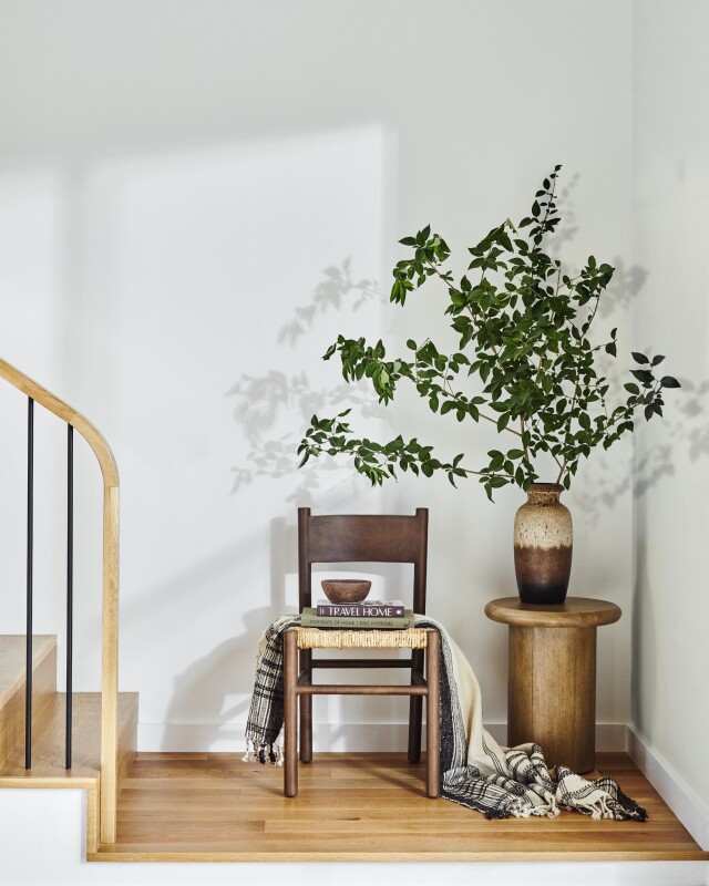 Zach End Table - 226636-007 226636007