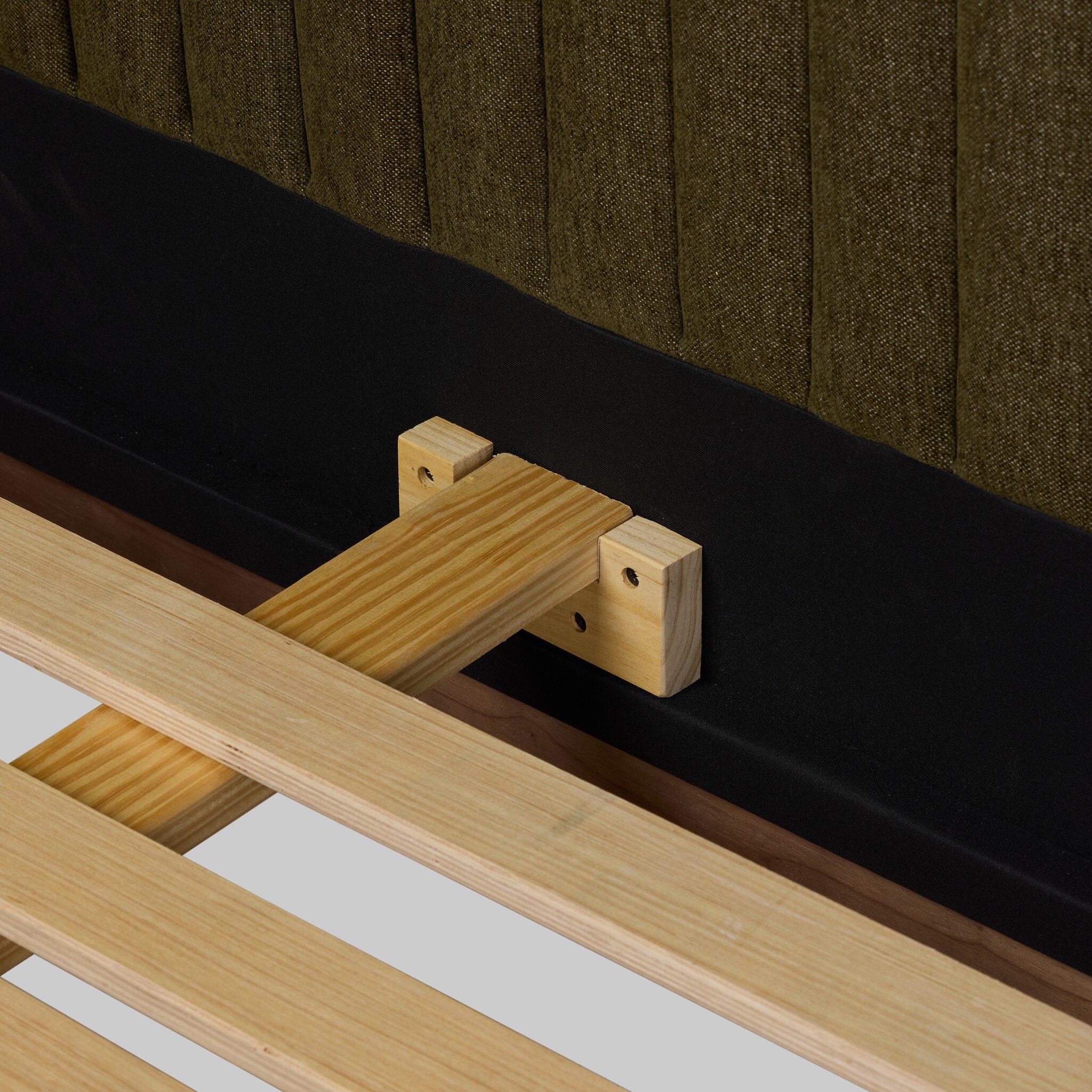 Montgomery Bed - 227776-010 227776010