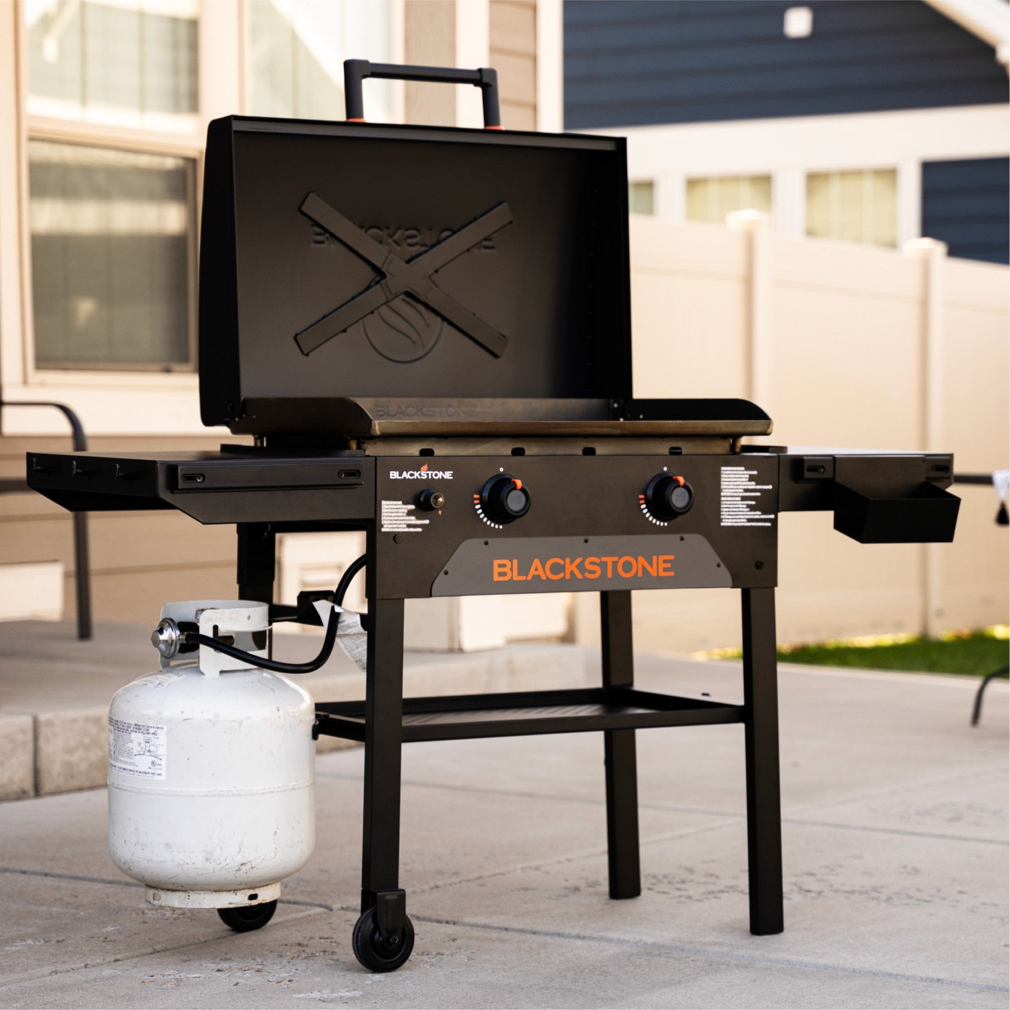28" Griddle with Hood view 2