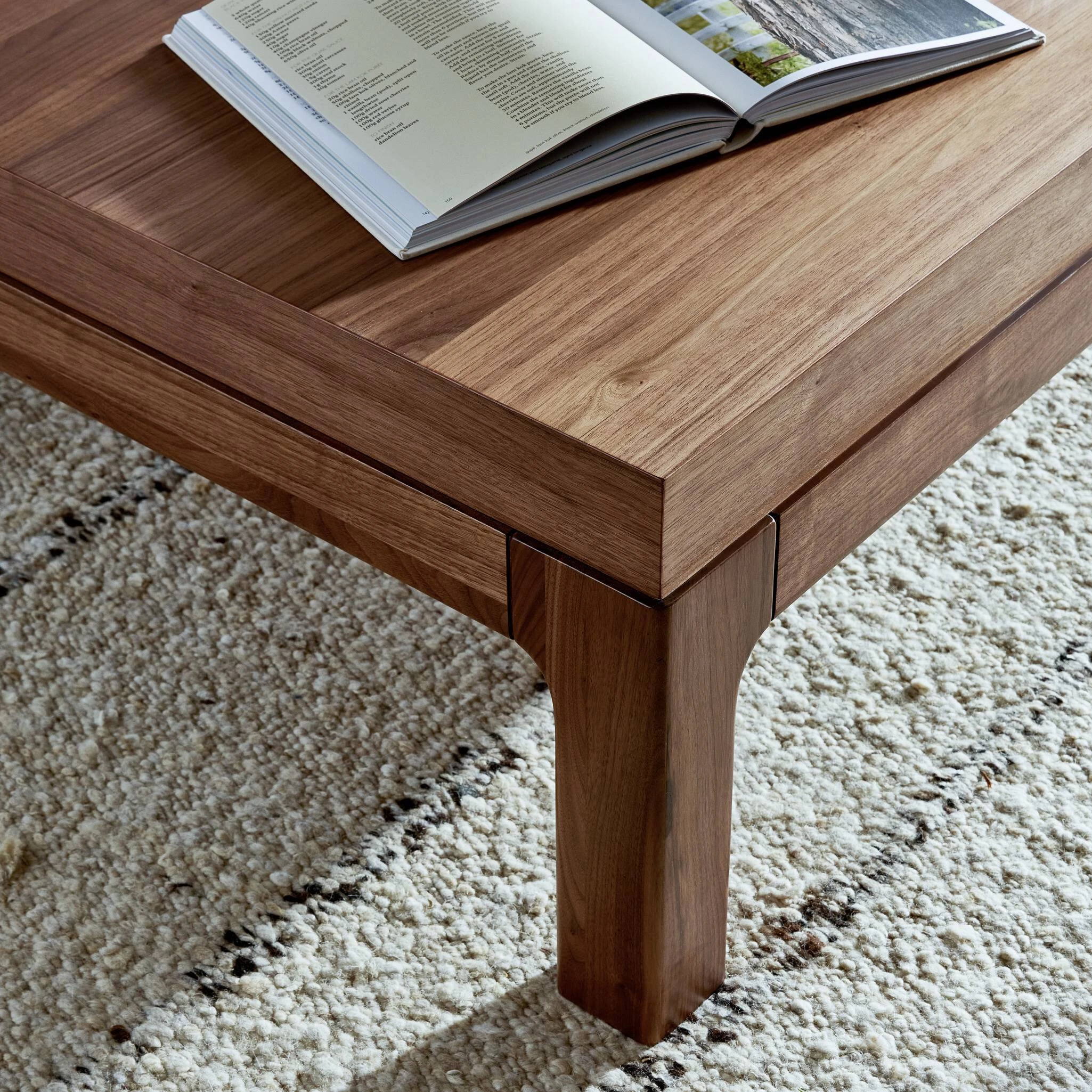 Arturo Coffee Table - 234104-001 234104001