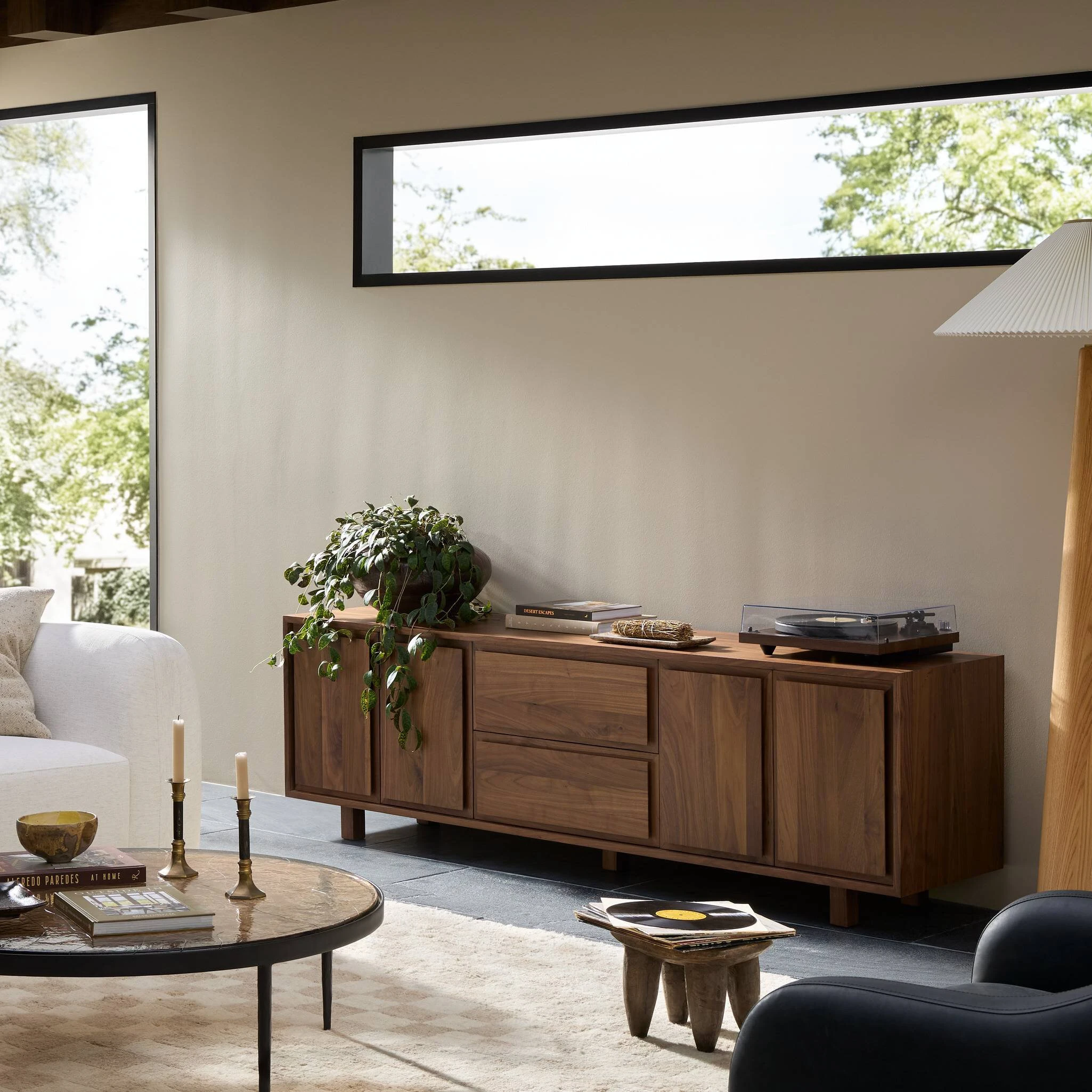 Stafford Media Console - 235062-003 235062003