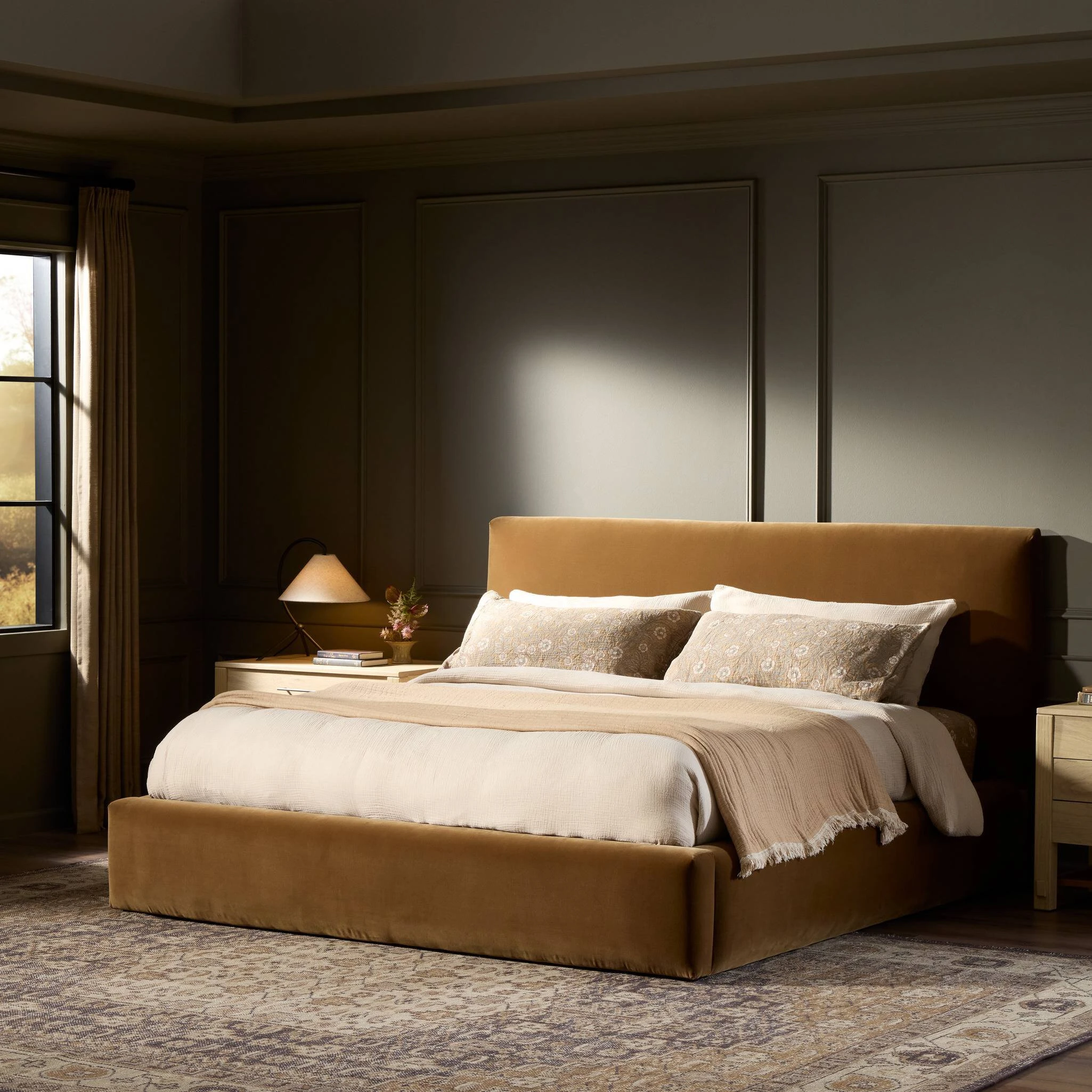Quincy Bed - 235838-009 235838009