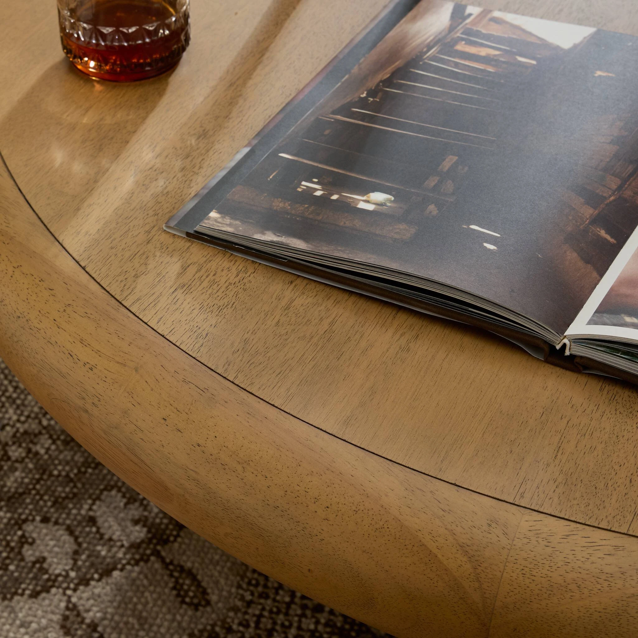 Zach Large Coffee Table - 237724-001 237724001