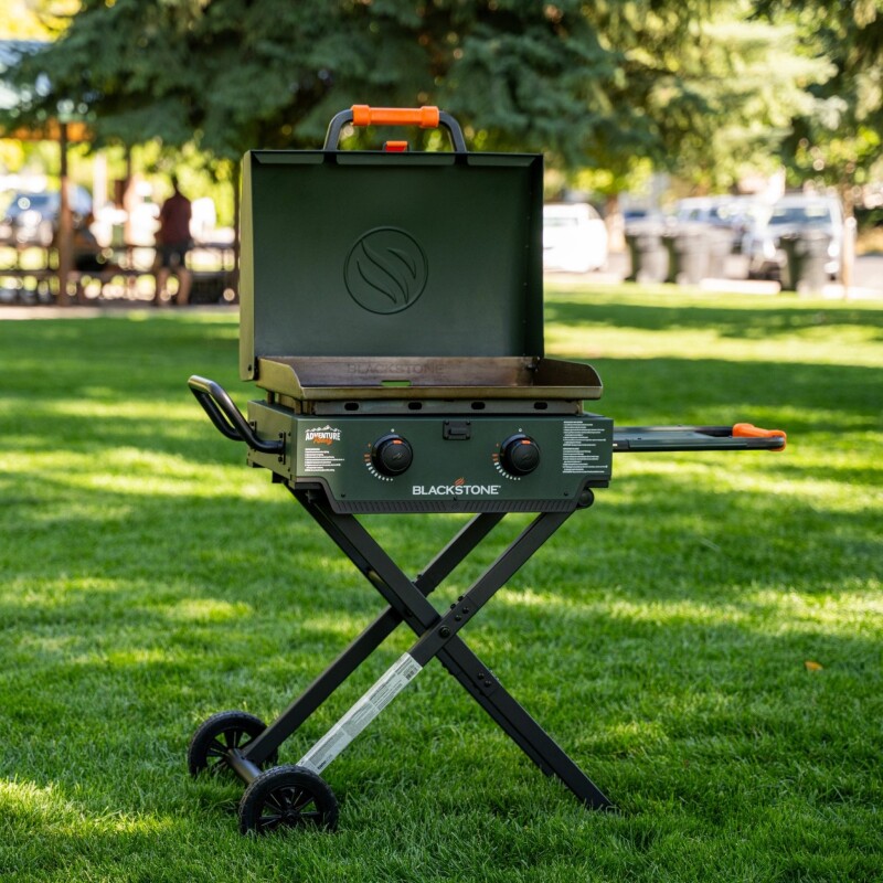 22" Griddle with Flexfold® Legs 2386