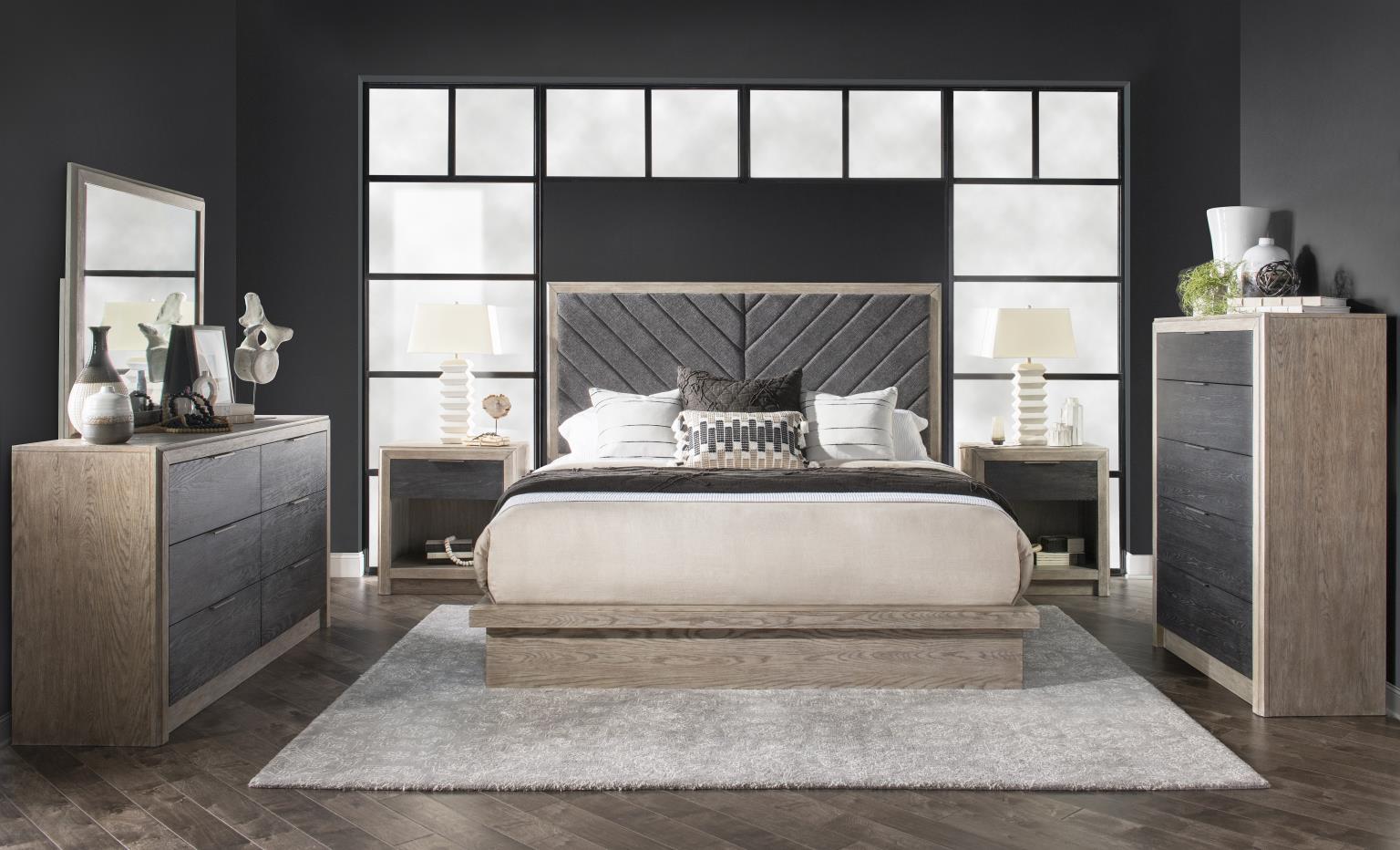 2400 Halifax BR Complete Upholstered Bed Queen 5/0 24004705K