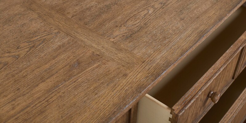 Surry Dresser 24040237