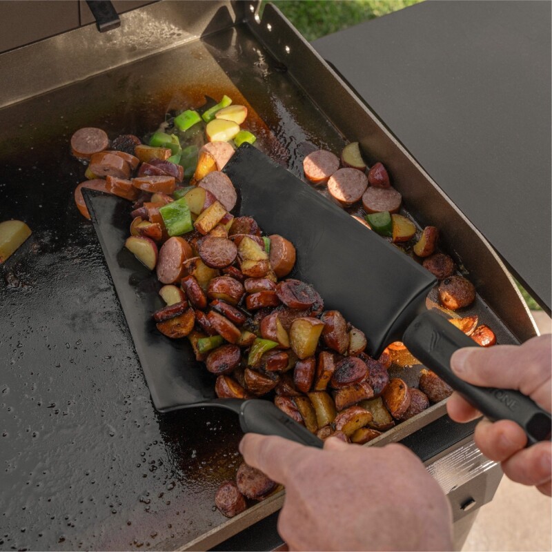Exclusive - 28" Griddle with Hard Cover Bundle 2416, product image 8 of 10