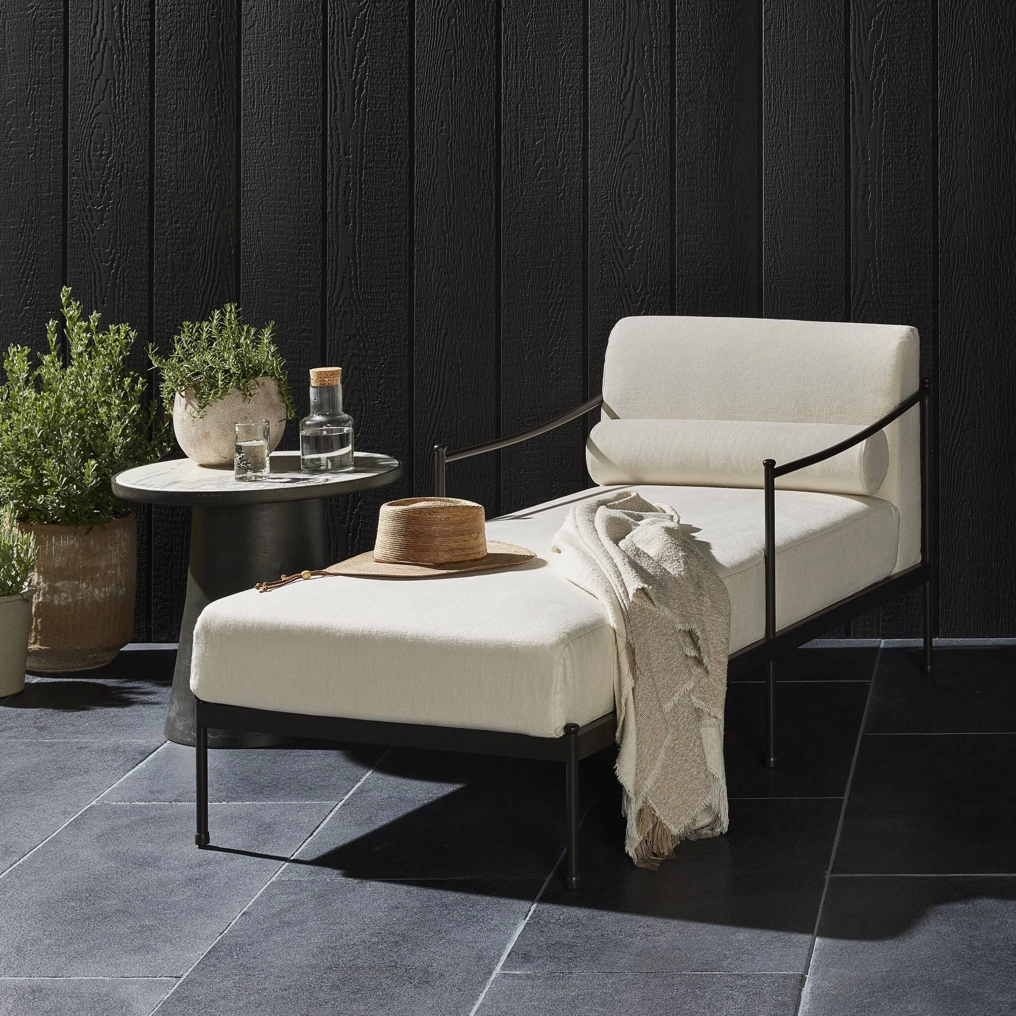 Granger Outdoor Chaise - 243243-003 243243003