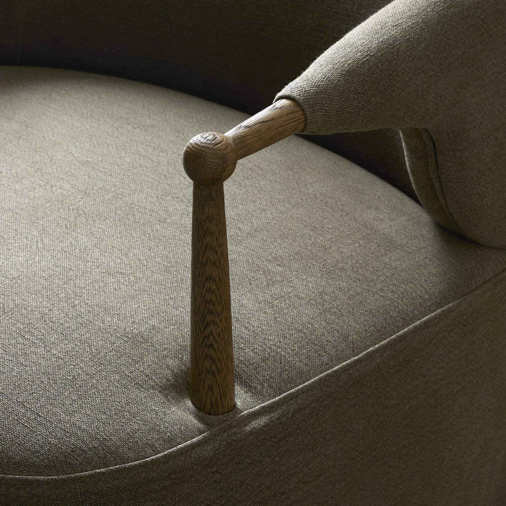 Brently Chair - 243668-001 243668001