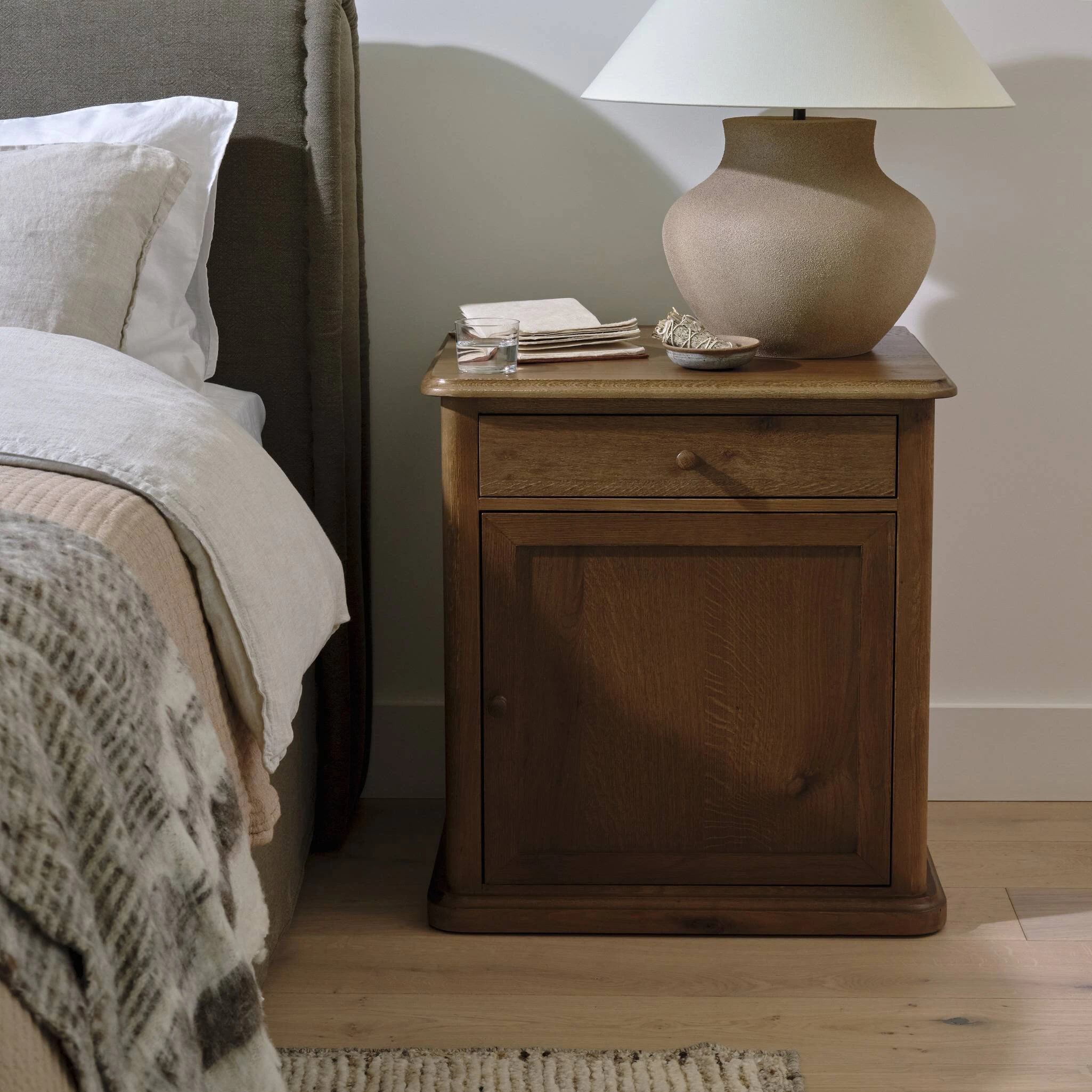 Poppy Nightstand - 243698-001 243698001