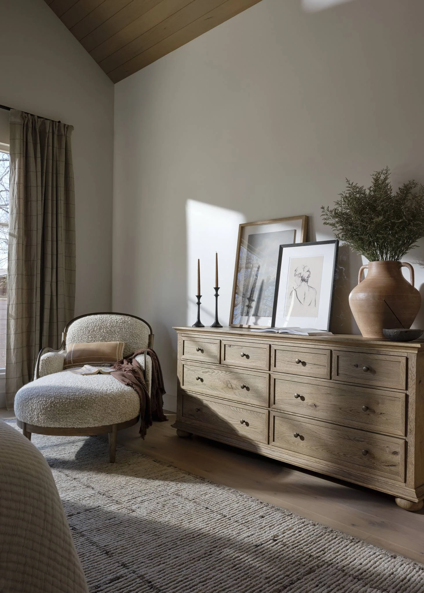 Geoffrey Wide Dresser - 244539-003 244539003