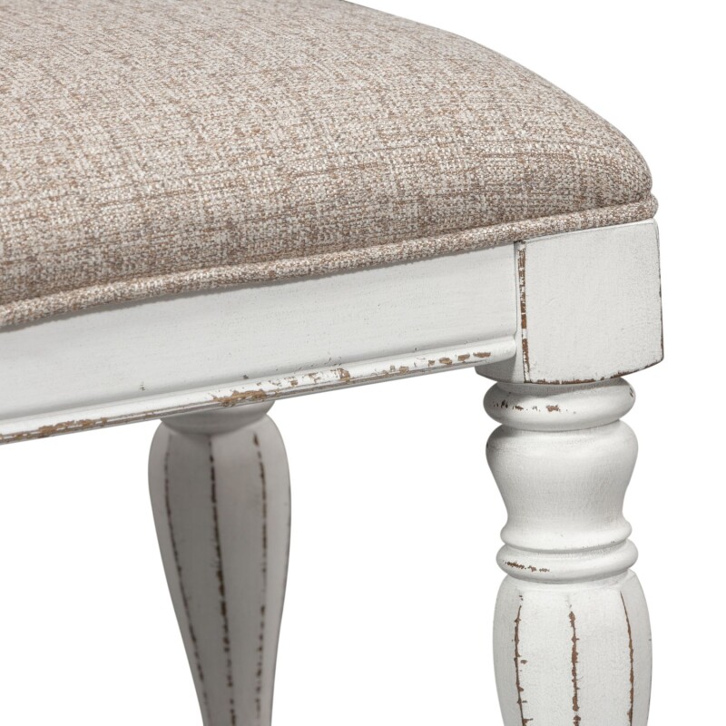 Magnolia Manor Accent Bench 244AB9001