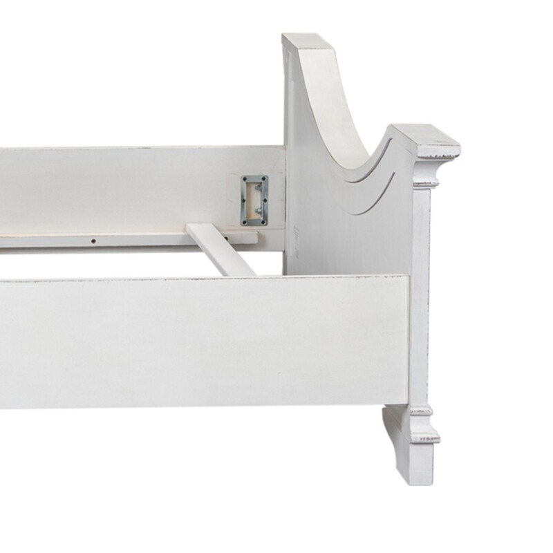Magnolia Manor Queen Panel Footboard 244BR14