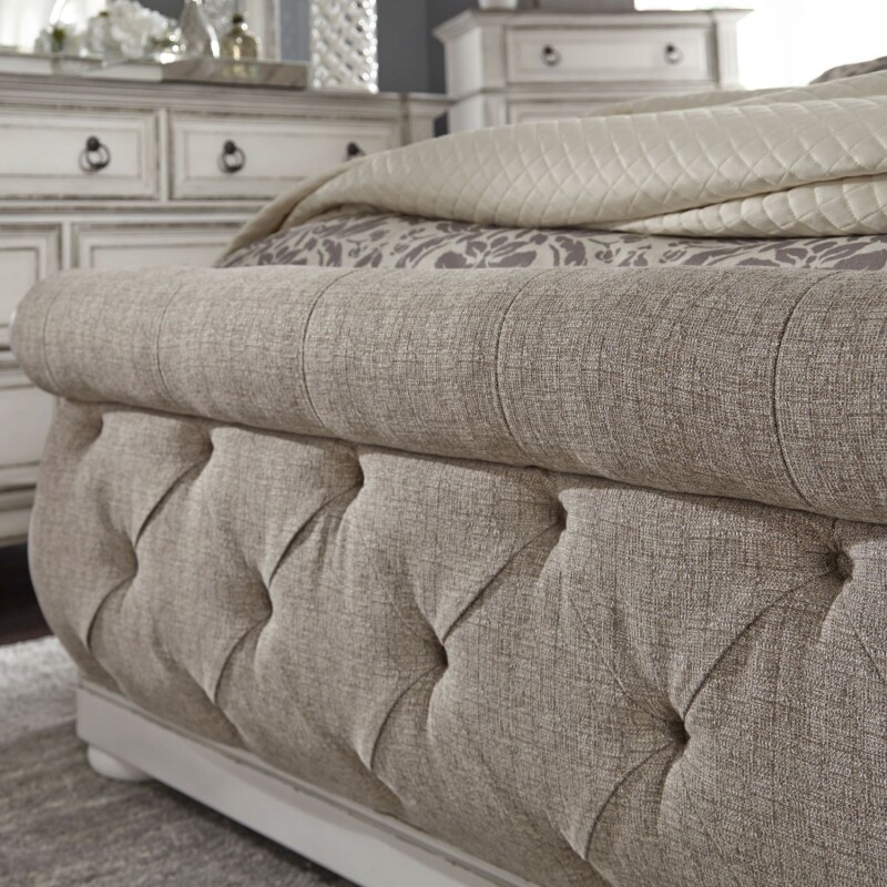 Magnolia Manor King Uph Sleigh Footboard 244BR22FU