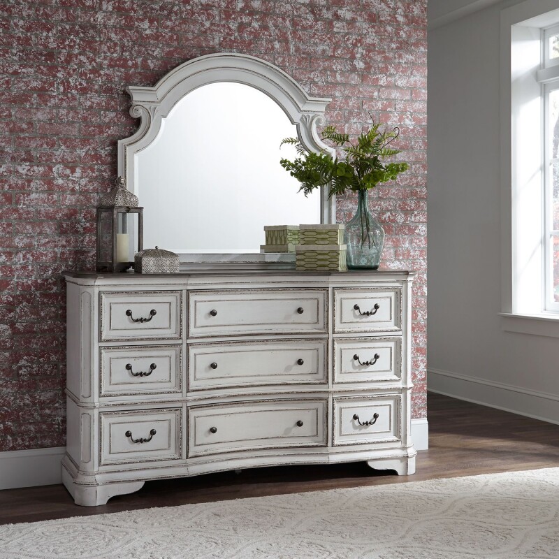 Magnolia Manor 9 Drawer Dresser 244BR34