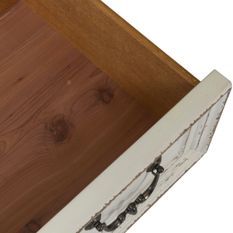 Magnolia Manor 5 Drawer Chest 244BR41
