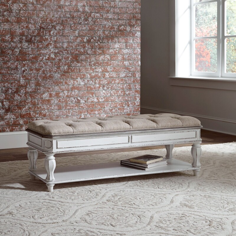 Magnolia Manor Bed Bench 244BR47