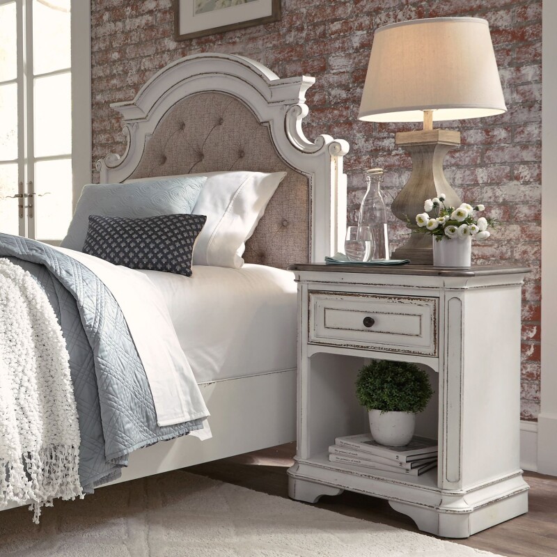 Magnolia Manor 1 Drawer Night Stand 244BR62