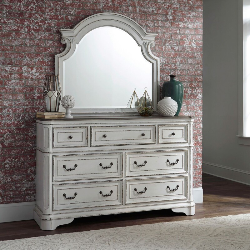 Magnolia Manor Dresser & Mirror 244BRDM