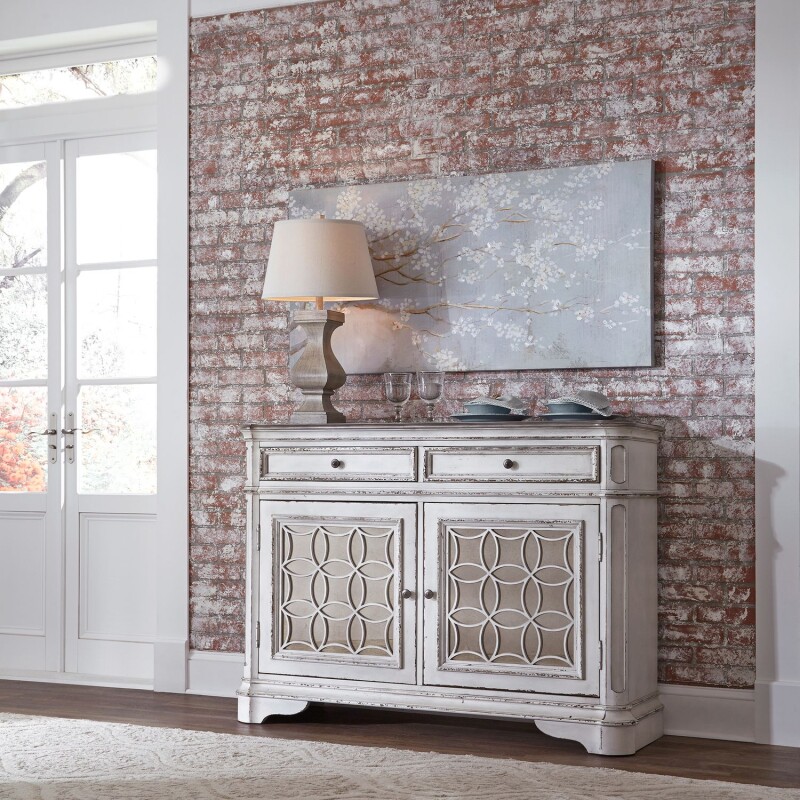 Magnolia Manor Buffet 244CB5692