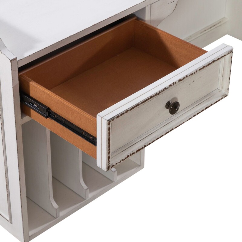 Magnolia Manor Hutch 244HO140