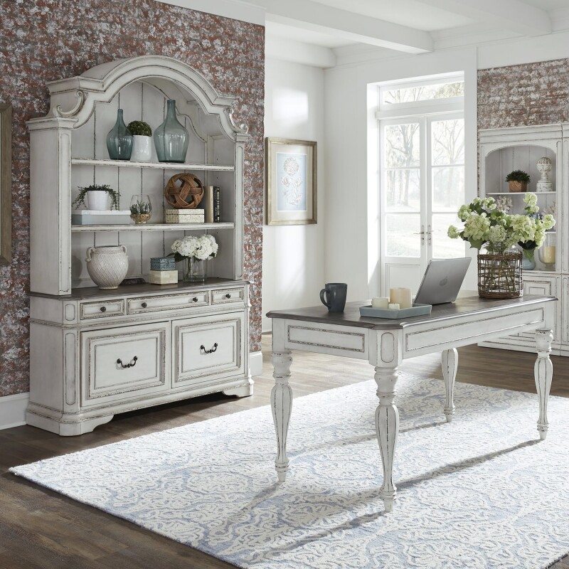Magnolia Manor 3 Piece Desk & Hutch Set 244HOJ3DH