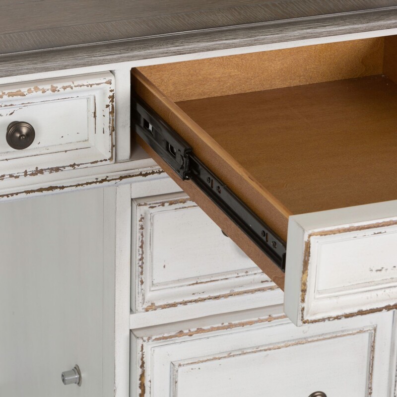Magnolia Manor Credenza & Hutch 244HOJCHS
