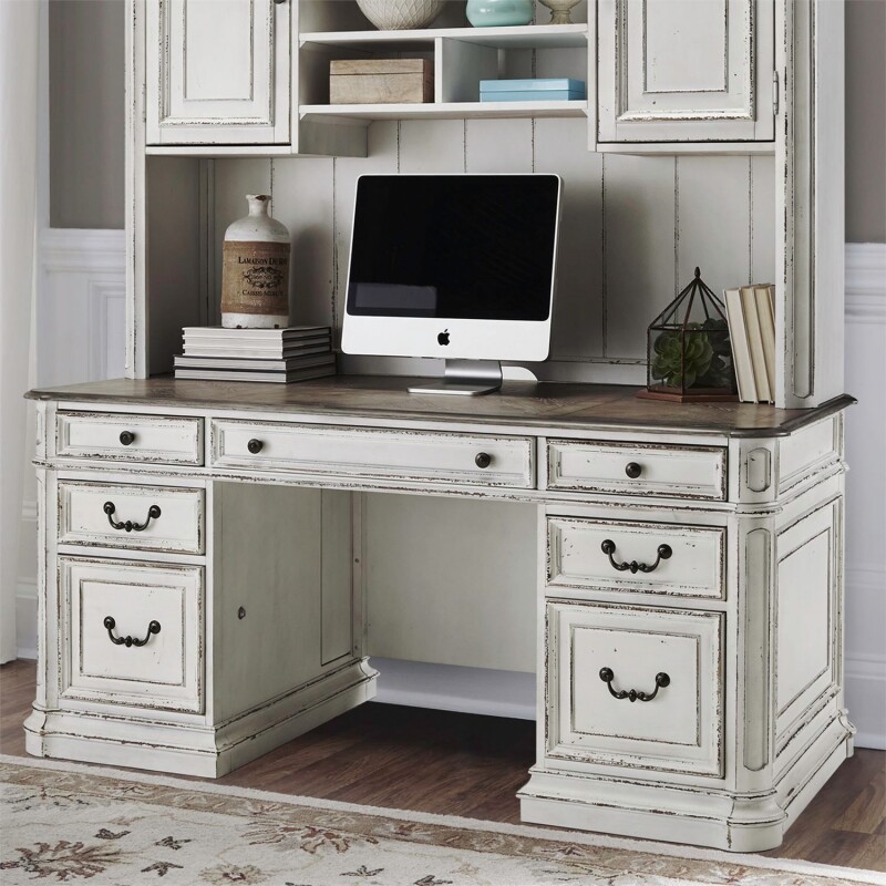 Magnolia Manor Credenza 244HOJCS