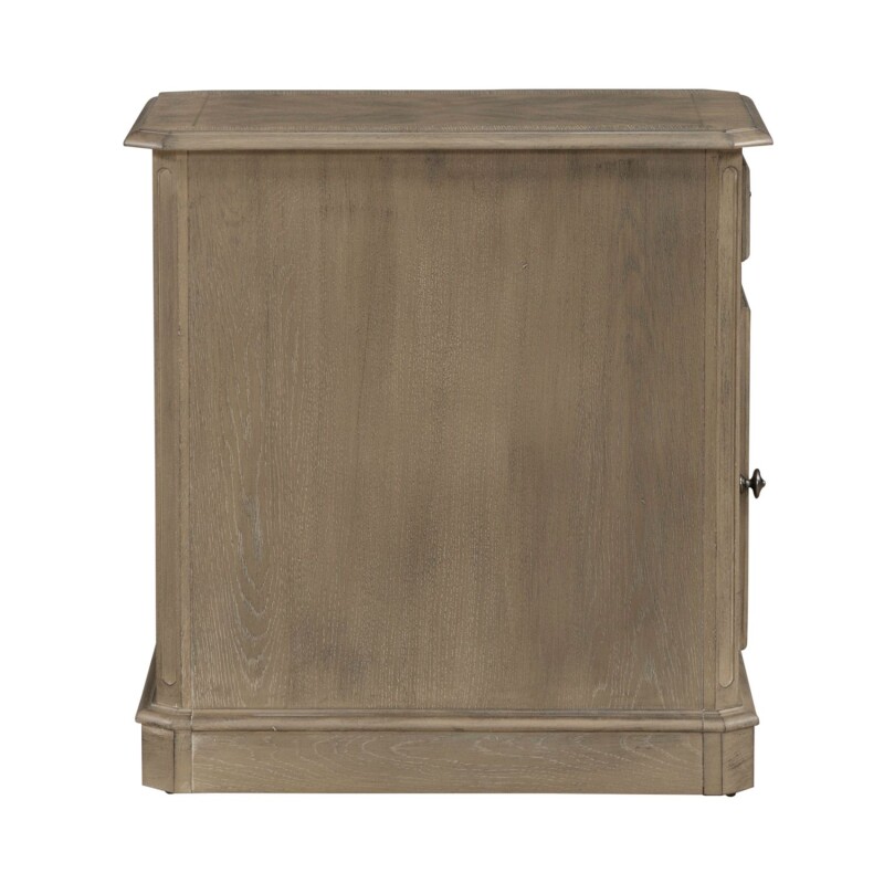 Magnolia Manor Chair Side Table 244NOT1021