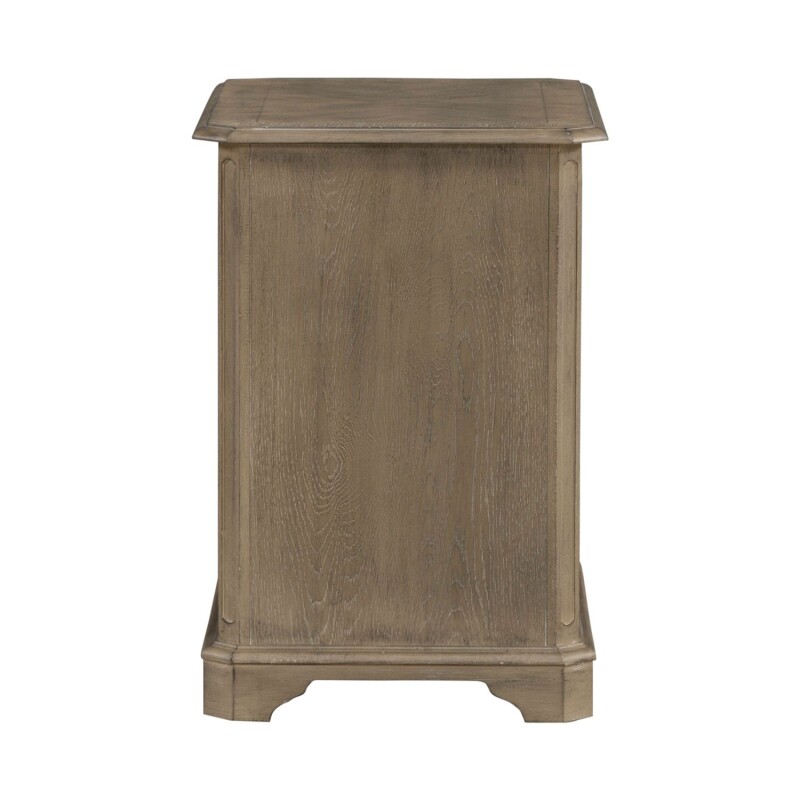 Magnolia Manor Chair Side Table 244NOT1021