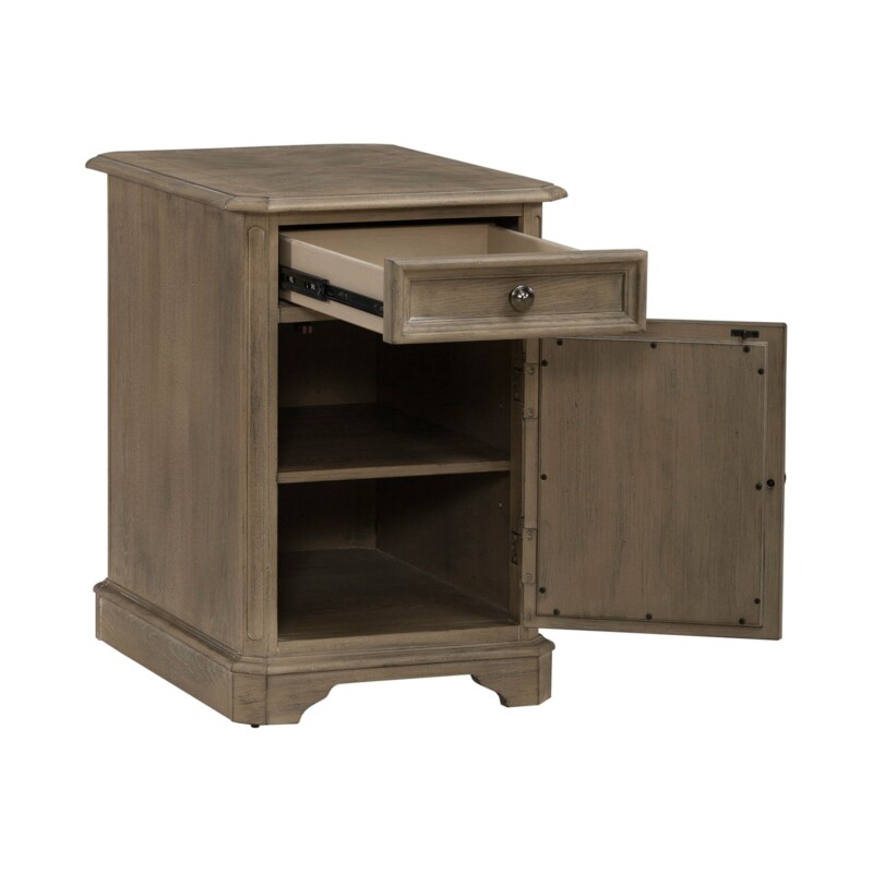 Magnolia Manor Chair Side Table 244NOT1021