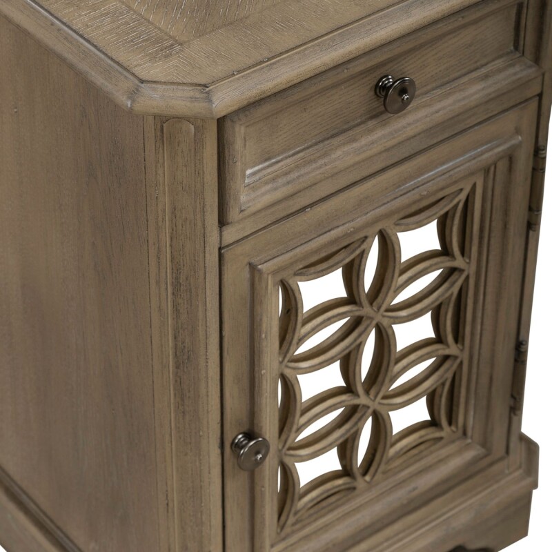 Magnolia Manor Chair Side Table 244NOT1021