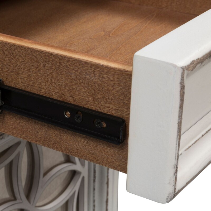 Magnolia Manor Chair Side Table 244OT1021