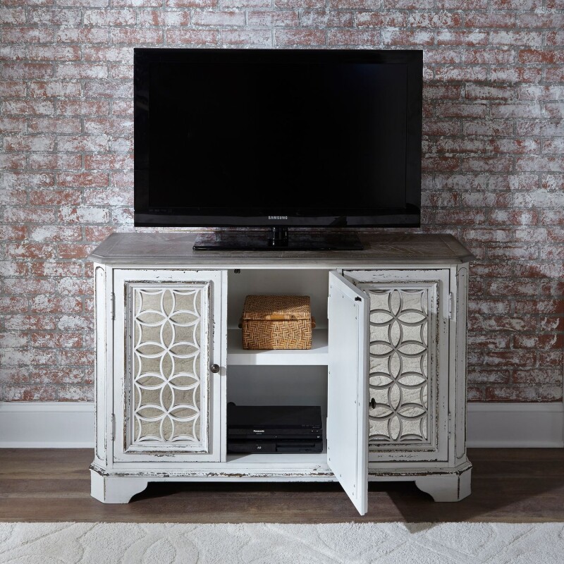 Magnolia Manor 3 Door Hall Console 244OT1031