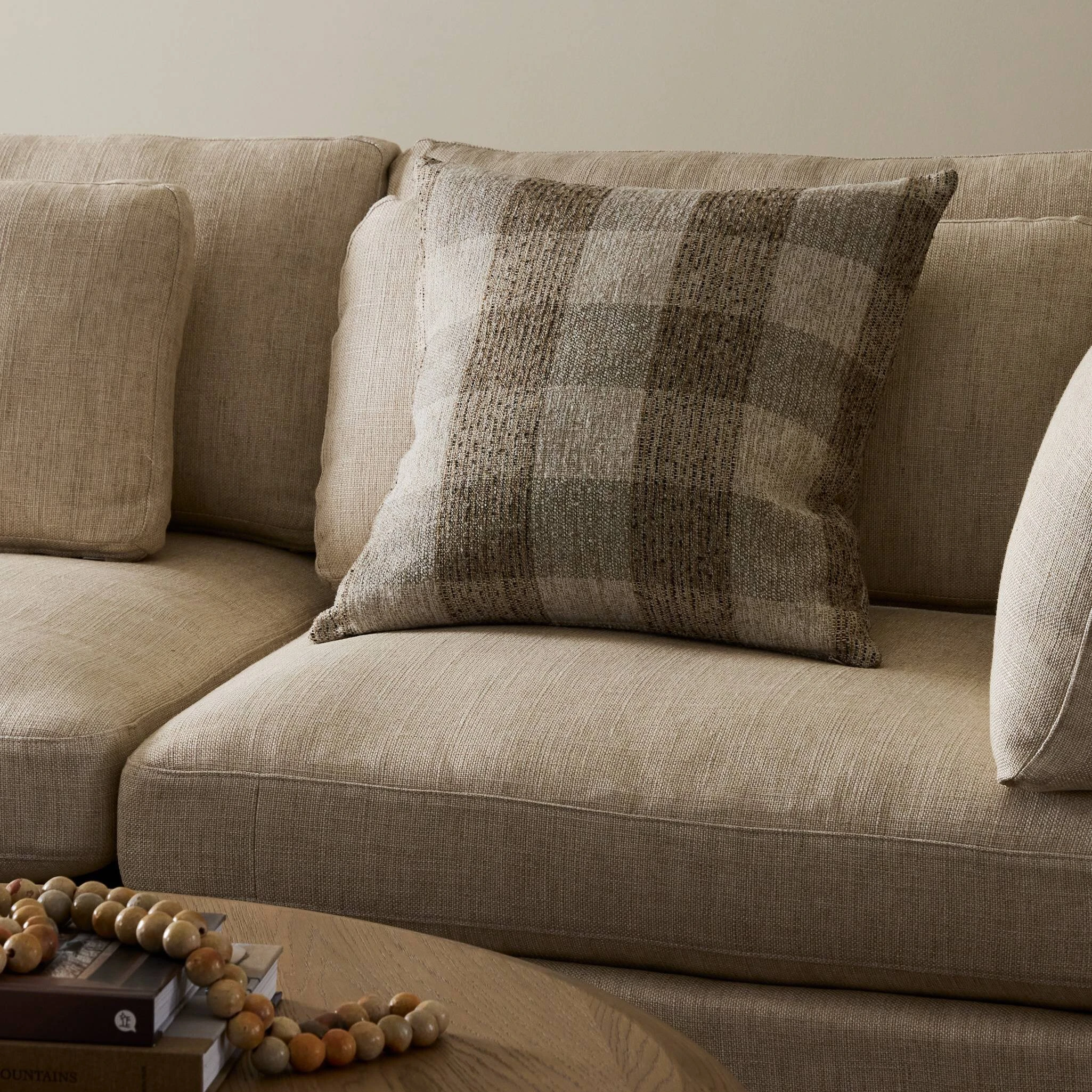 Nashton Pillow - 248501-001 248501001