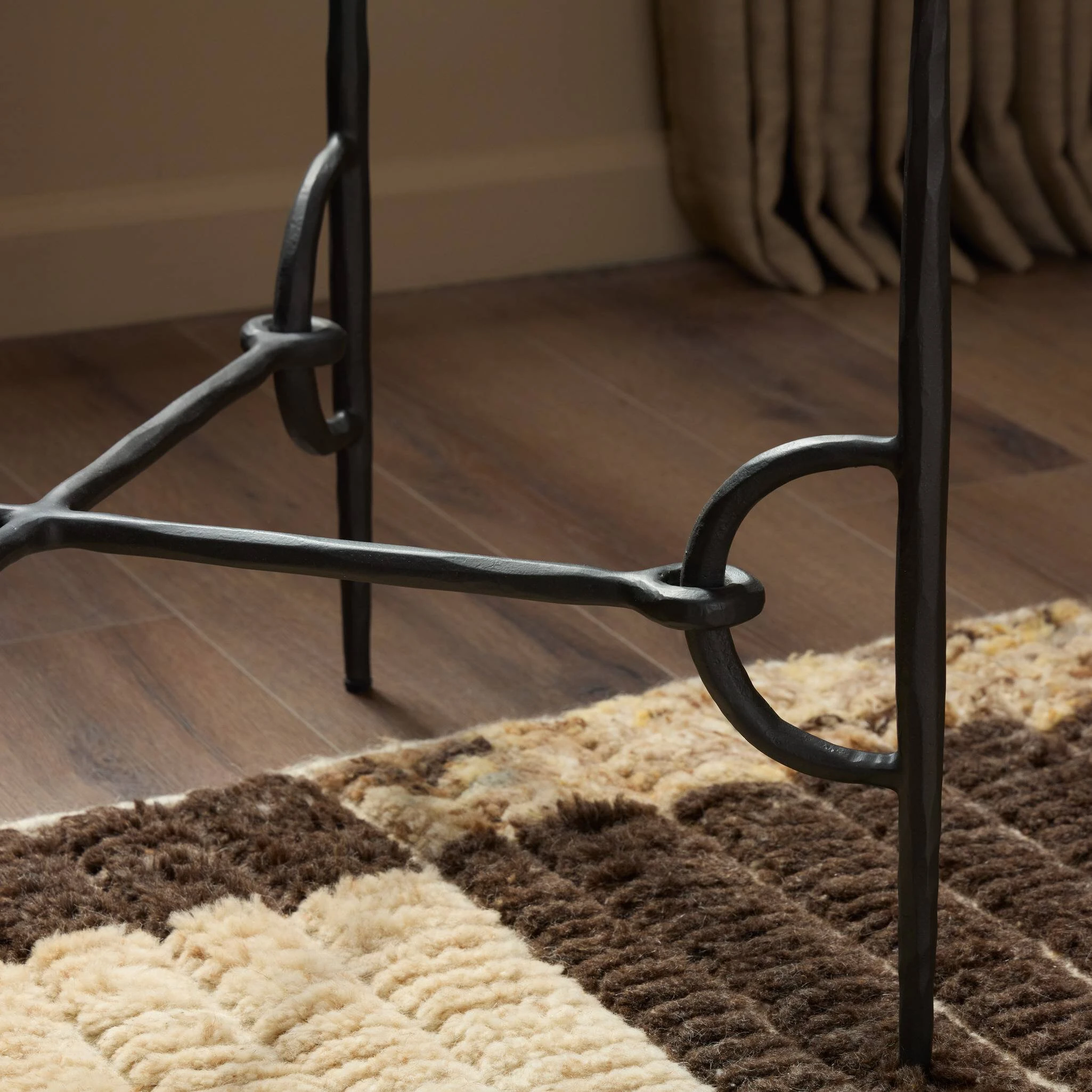 Babylon End Table - 249165-001 249165001