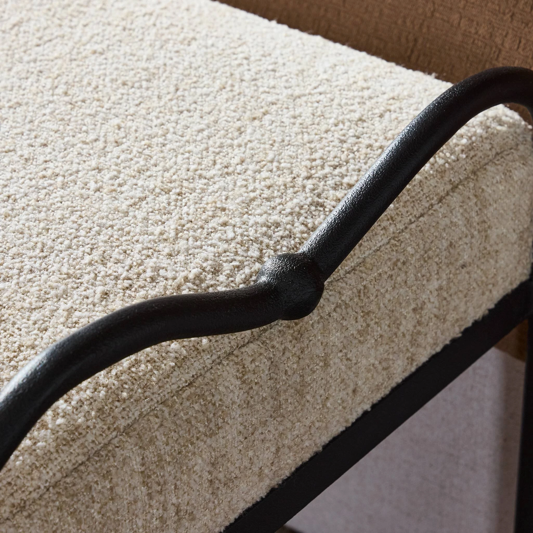 Leona Accent Bench - 250053-001 250053001