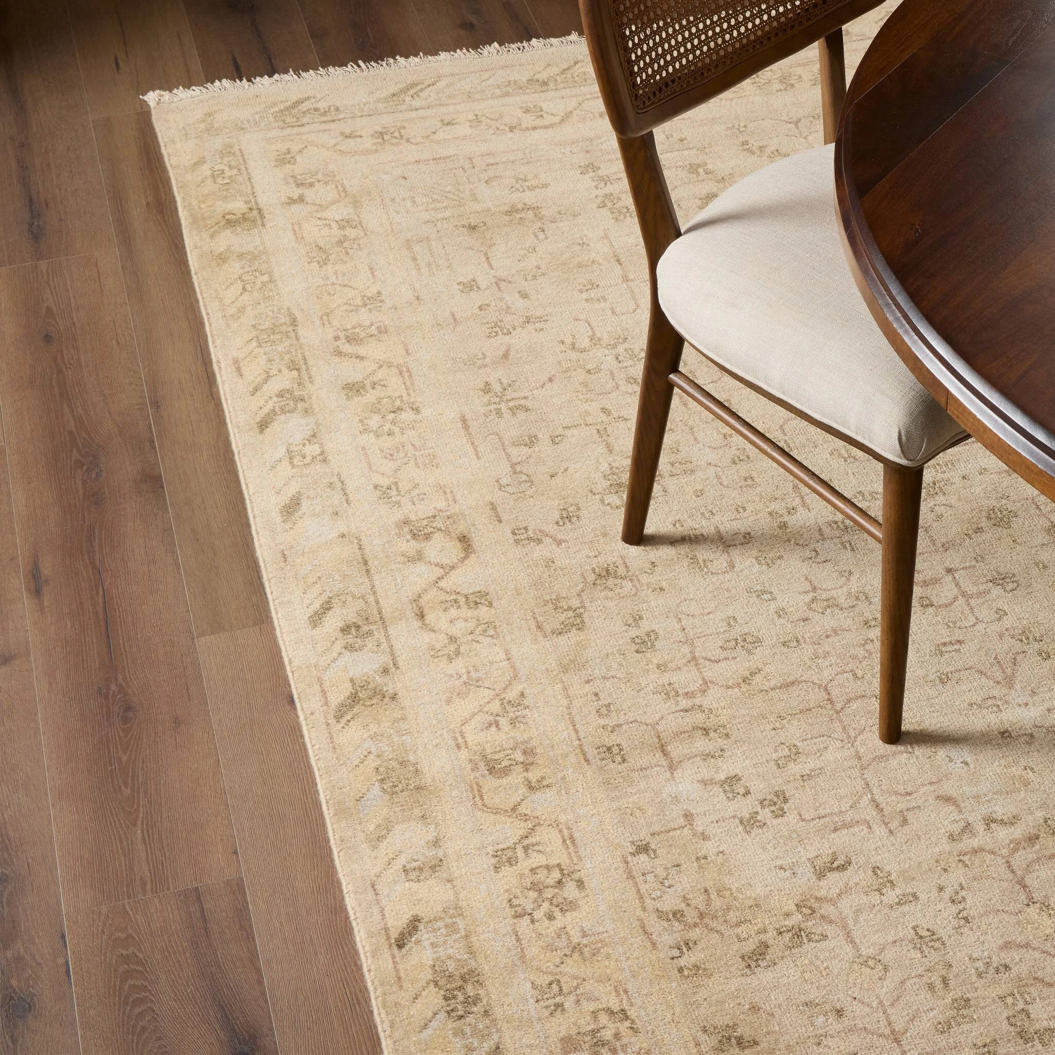Sybil Hand-Knotted Rug - 250218-001 250218001