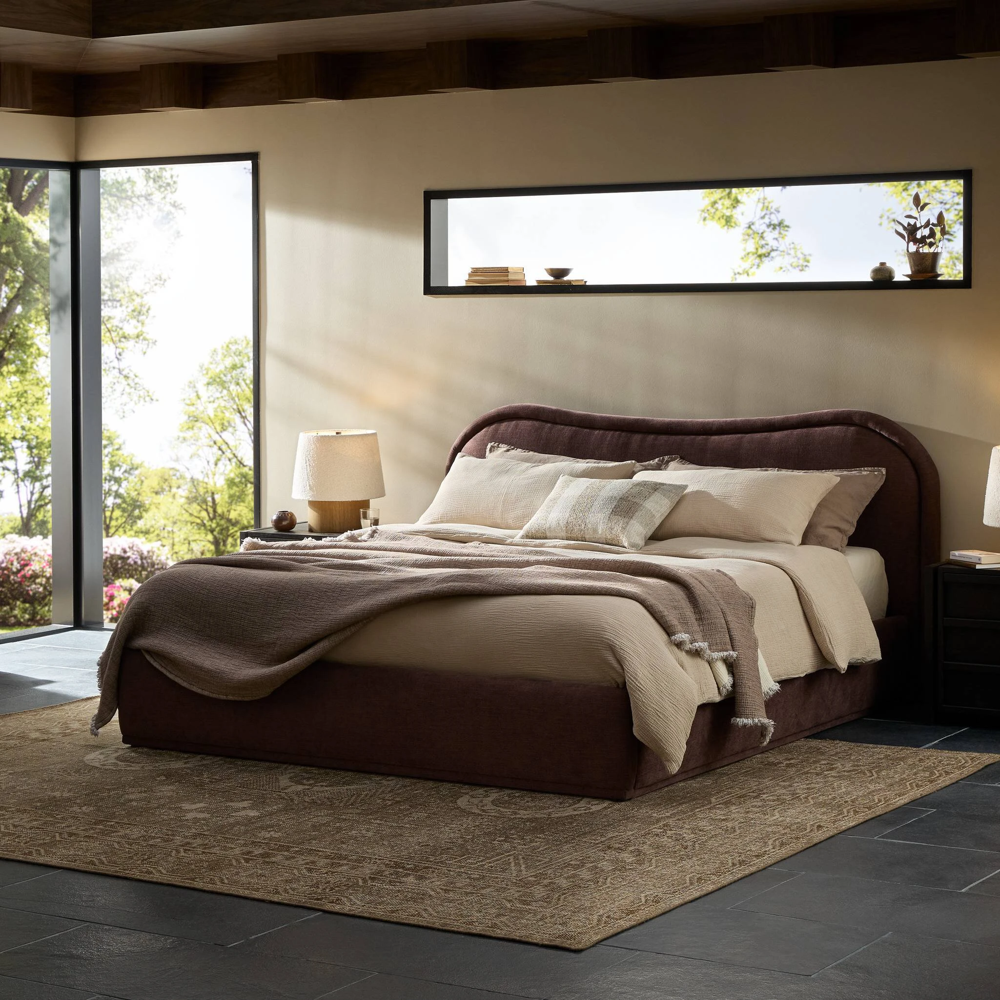 Julia Bed - 250383-001 250383001