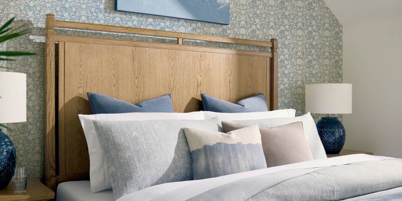 Surry Panel Bed 2504K179