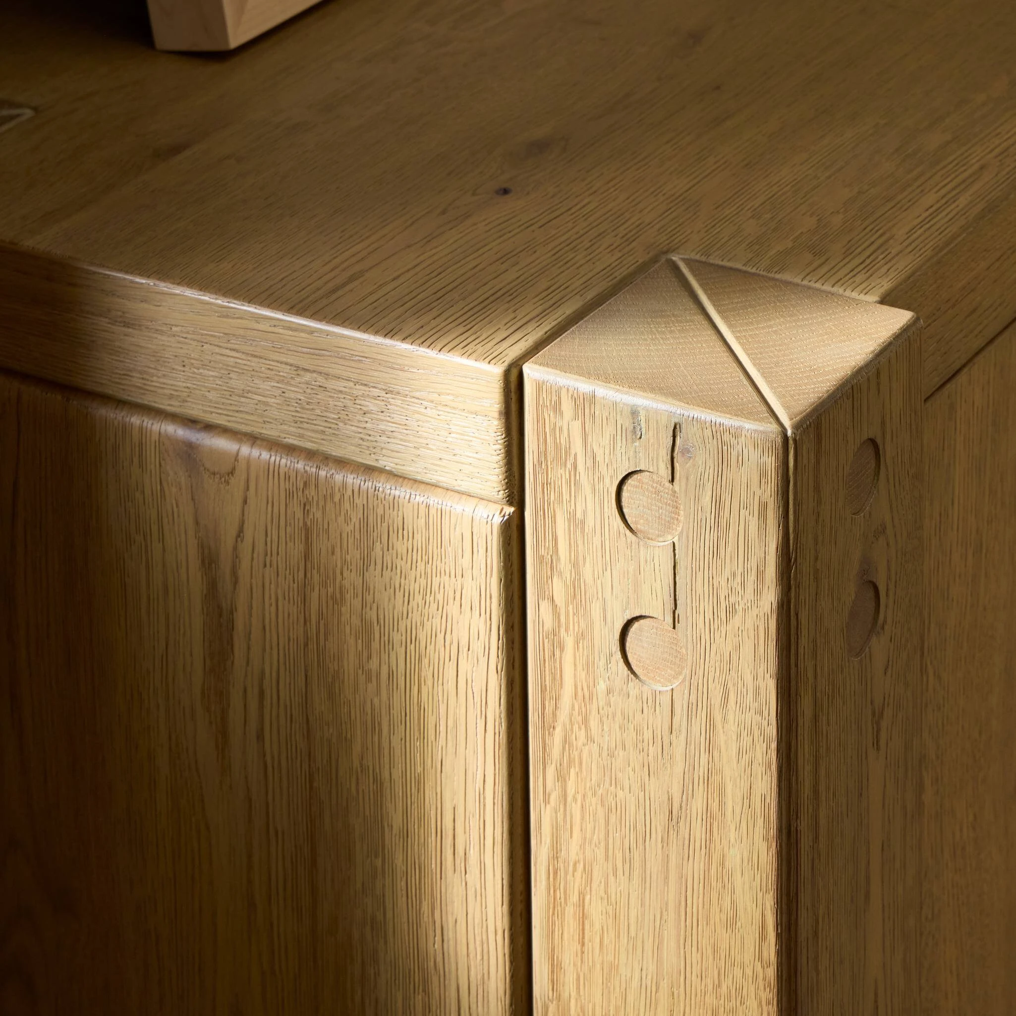 Emmer Sideboard - 250700-002 250700002